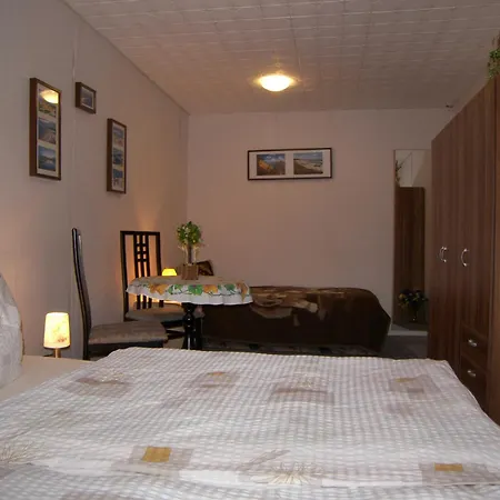 Apartment Lange Mit 2 Schlafzimmer